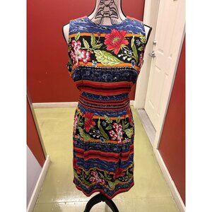 VTG 90s Hawaiian Floral Sleeveless Rayon Dress with Keyhole Back Opening, Elasti